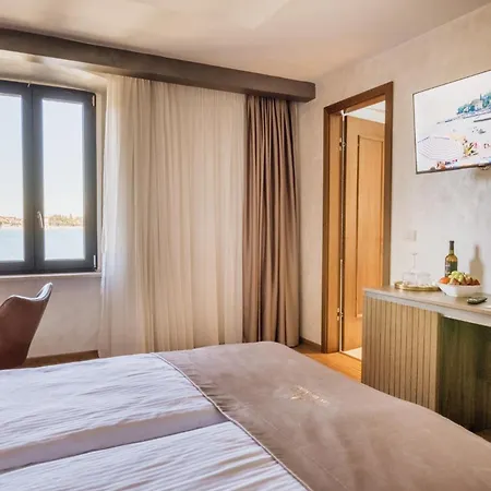 Hotel San Valentino Palace, Center 4*