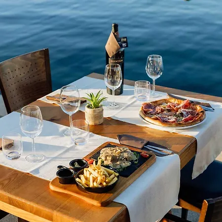San Valentino Palace, Center Hotel Umag